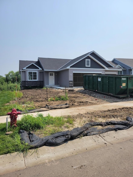 648 Hawthorne Ln, Watertown, MN 55388