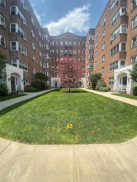 1 Bronxville Rd Unit 3S, Bronxville, NY 10708