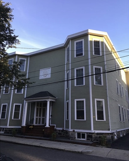146 Clifton St Unit 9, Malden, MA 02148