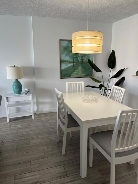 301 SE 3rd St Unit 405, Dania, FL 33004