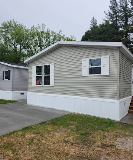 35 Landrey Dr, Vincennes, IN 47591