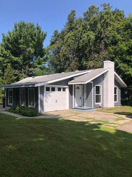08922 County Road 689, South Haven, MI 49090