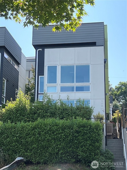 1529 19th Ave, Seattle, WA 98122