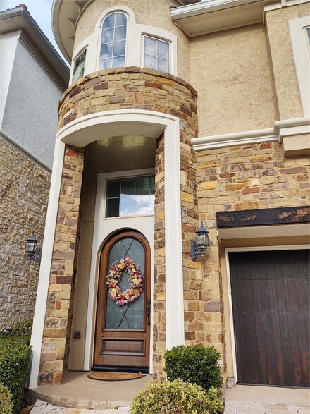 718 Old Oyster Trail, Sugar Land, TX 77478