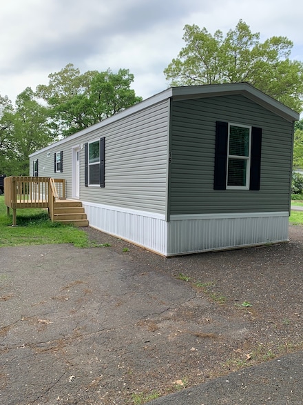 1900 N Broad St Unit 16, Meriden, CT 06450