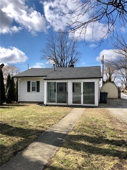 222 3rd St, Tipton, IN 46072