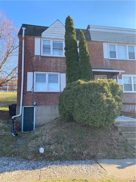 1528 Spring Garden St, Easton, PA 18042