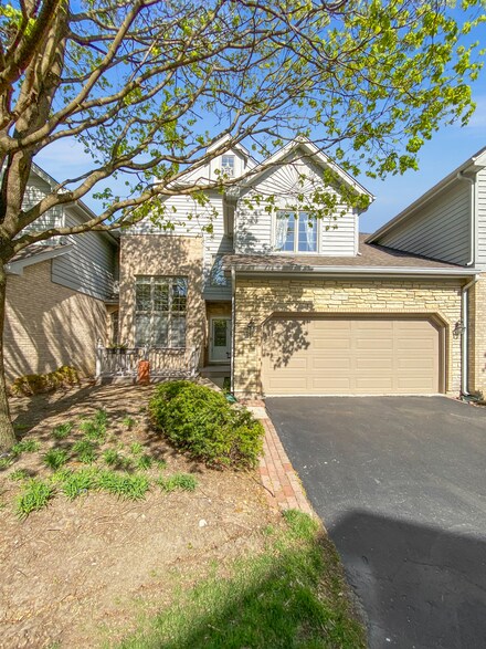 30 Lake Katherine Way, Palos Heights, IL 60463