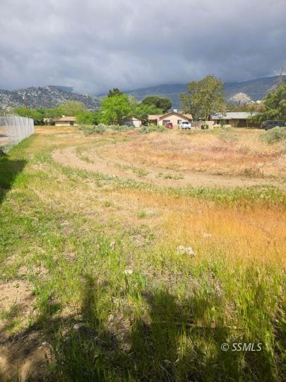 263-163-21 Scovern St, Lake Isabella, CA 93240