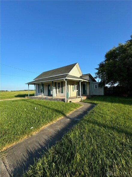 228 Western Ave, Lewisburg, OH 45338