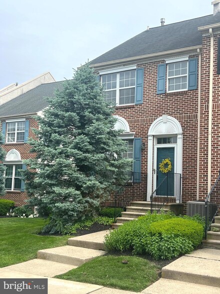 523 Bullock Ave Unit 10, Conshohocken, PA 19428