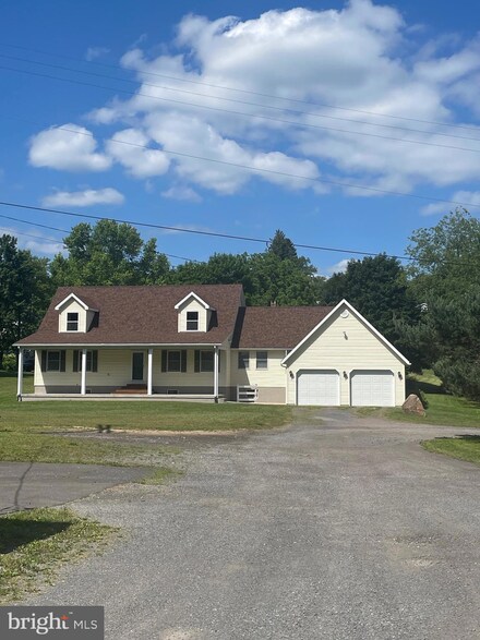 11716 Old Legislative Rd SW, Midlothian, MD 21543