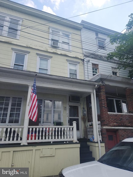 720 E Mahanoy St, Mahanoy City, PA 17948
