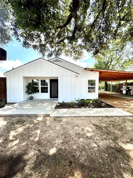 10940 Rylie Crest Dr, Dallas, TX 75217