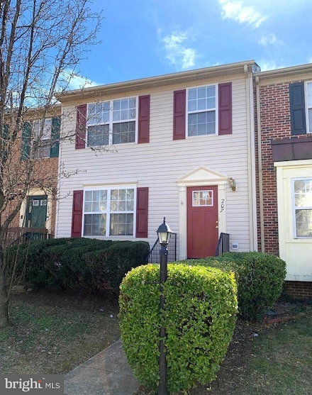 207 Regina Ln, Fredericksburg, VA 22405