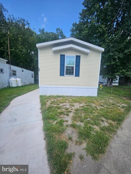 1267 N East Blvd Unit 16C, Vineland, NJ 08360