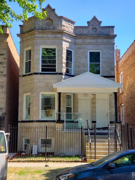 4931 W Huron St, Chicago, IL 60644