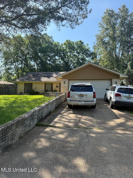 4251 Cypress Dr, Jackson, MS 39212