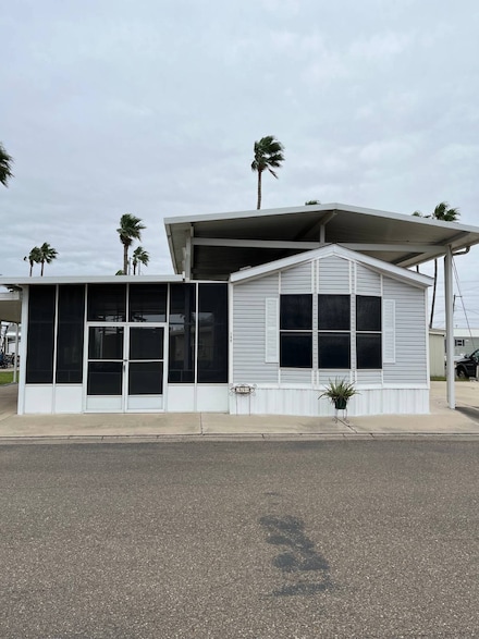 200 N Val Verde Rd Unit 348 & 349, Donna, TX 78537