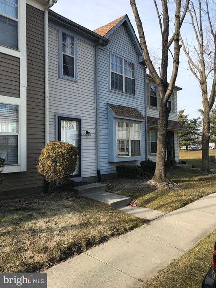 112 Brent Ct Unit 112, West Deptford, NJ 08086