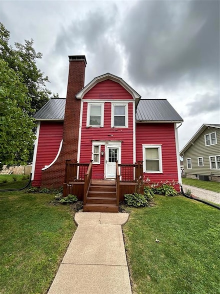 632 Osage Ave, Chariton, IA 50049