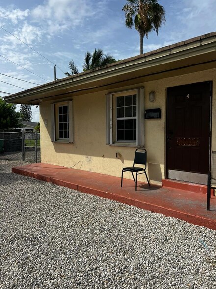 22300 SW 115th Ct, Miami, FL 33170