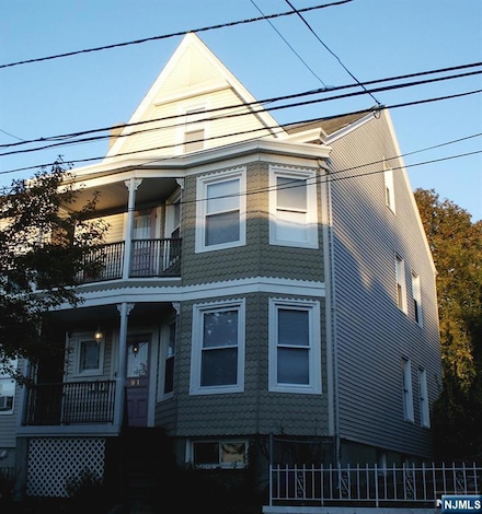 91 Hopper St, Prospect Park, NJ 07508
