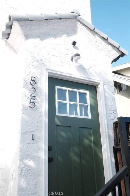 823 E 10th St, Long Beach, CA 90813