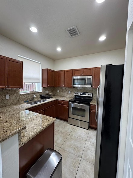 8795 NW 112th Path Unit 8795, Doral, FL 33178