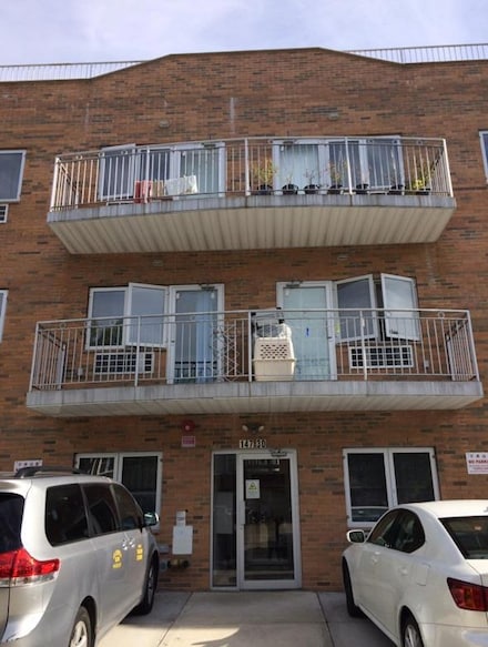 147-30 Barclay Ave Unit 3B, Flushing, NY 11355