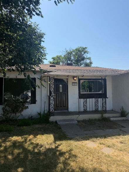 3829 Elm St, Sacramento, CA 95838