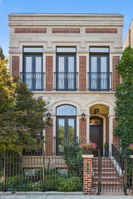 1614 N Marshfield Ave, Chicago, IL 60622