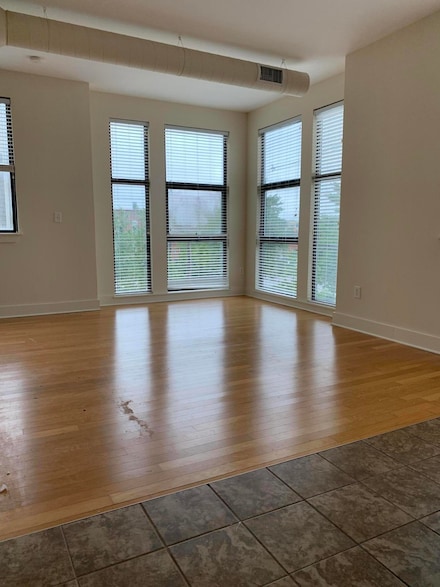 650 S Mill St Unit 218, Lexington, KY 40508