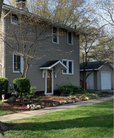 301 Arcade Ave, Elkhart, IN 46514