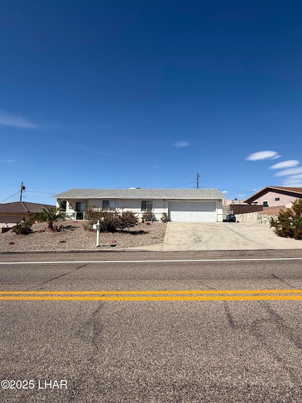 2341 Rainbow Ave N, Lake Havasu City, AZ 86403