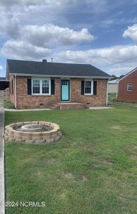 2001 Noland Rd E, Wilson, NC 27893