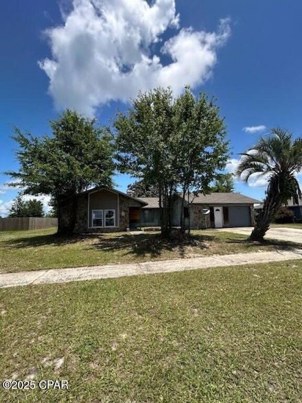 360 Bell Cir, Lynn Haven, FL 32444