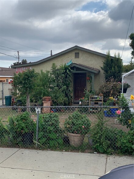 5206 Elizabeth St, Cudahy, CA 90201