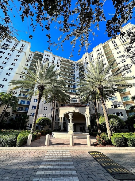 19900 E Country Club Dr Unit 1012, Aventura, FL 33180