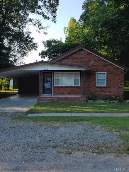 407 Wilbur St, East Prairie, MO 63845