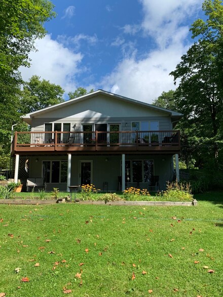 35515 Mc Avity Lake Rd, Grand Rapids, MN 55744