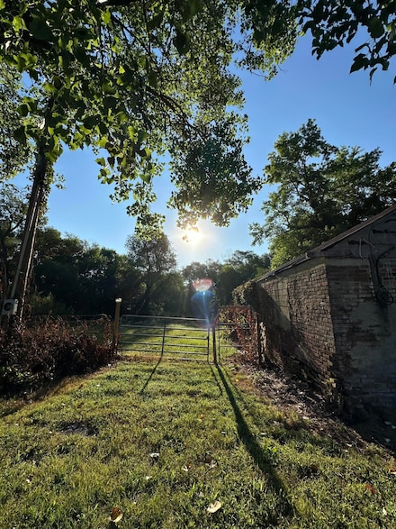 000 Park Cir, South Greenfield, MO 65752