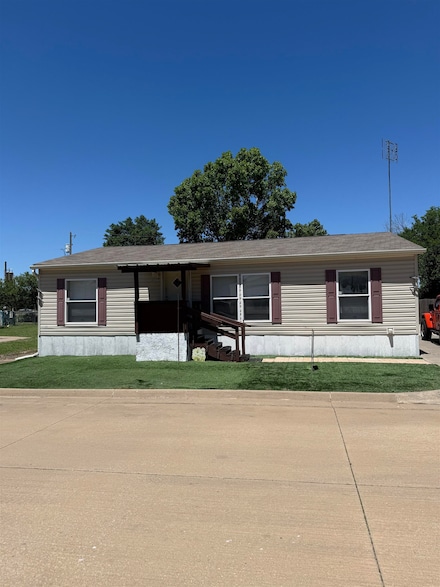 2204 Sherry Lee Ave, Enid, OK 73703