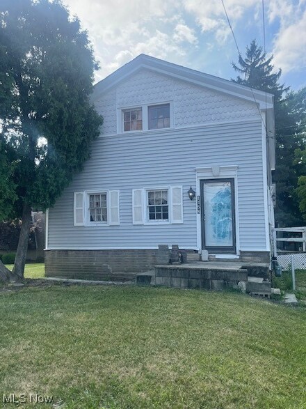 1158 Pearl Rd, Brunswick, OH 44212