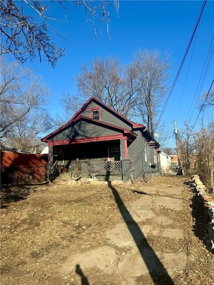 1106 Greeley Ave, Kansas City, KS 66104