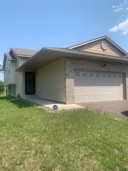 922 Whiskey Rd NW, Isanti, MN 55040
