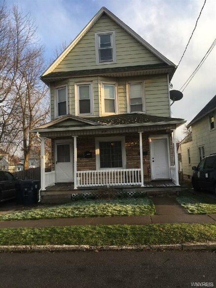 25 Date Ave, Buffalo, NY 14218