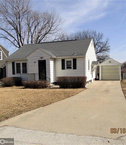 1410 Bryn Mawr Blvd, Atlantic, IA 50022