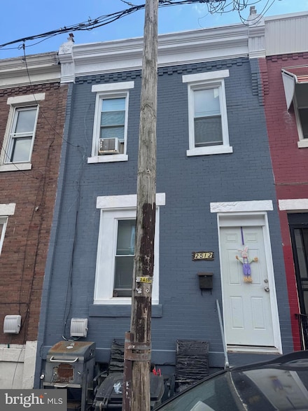 2512 W Seltzer St, Philadelphia, PA 19132