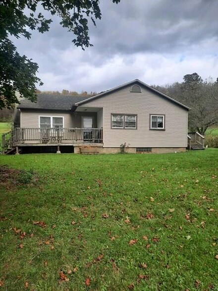 1581 Pennsylvania 155, Turtlepoint, PA 16750
